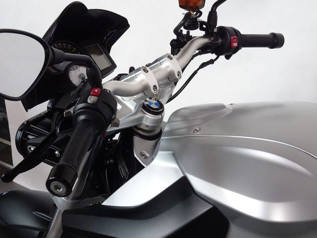 bmw - f-800-r