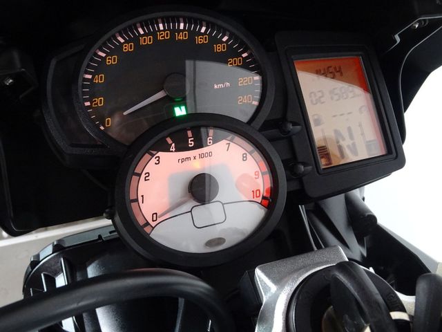 bmw - f-800-r
