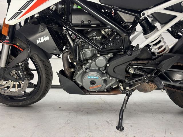 ktm - 390-duke-abs
