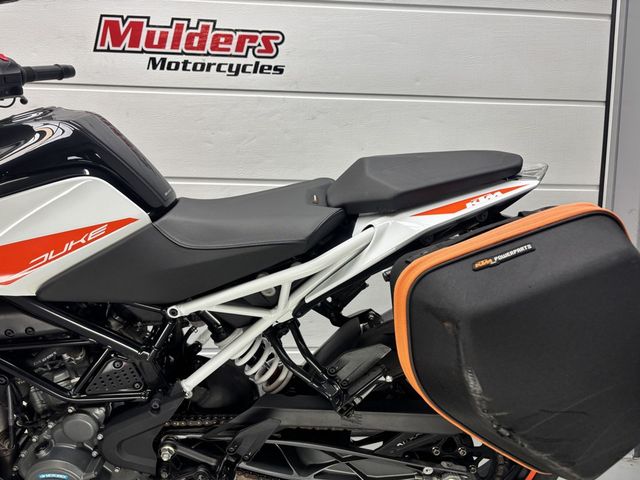 ktm - 390-duke-abs