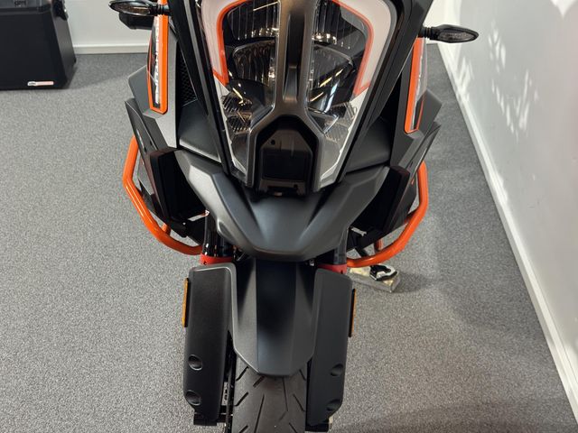 ktm - 1290-super-adventure-s