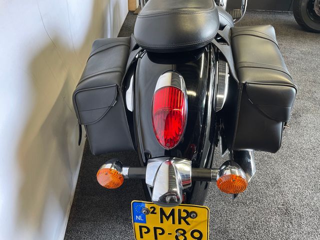 kawasaki - vn-900-classic