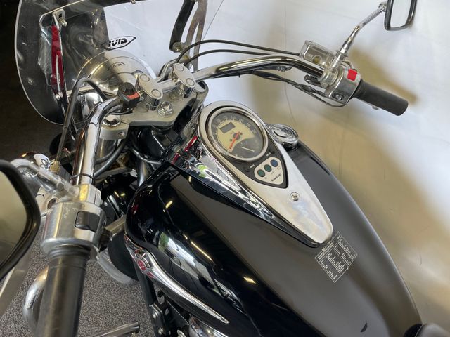 kawasaki - vn-900-classic