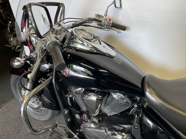 kawasaki - vn-900-classic