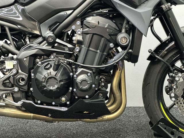 kawasaki - z900-performance