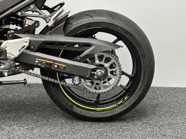 kawasaki - z900-performance