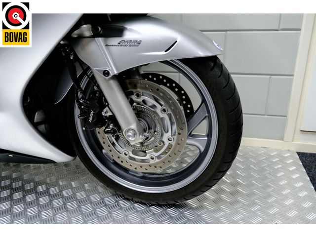 honda - st-1300-pan-european