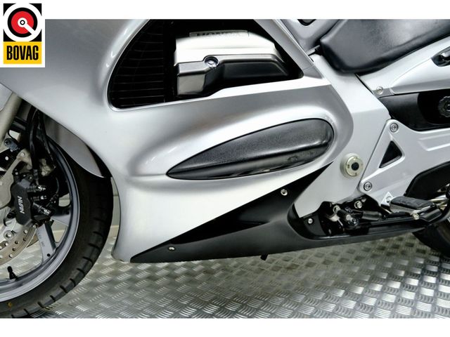 honda - st-1300-pan-european