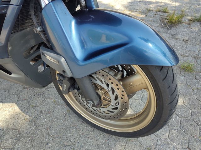 honda - st-1100-pan-european
