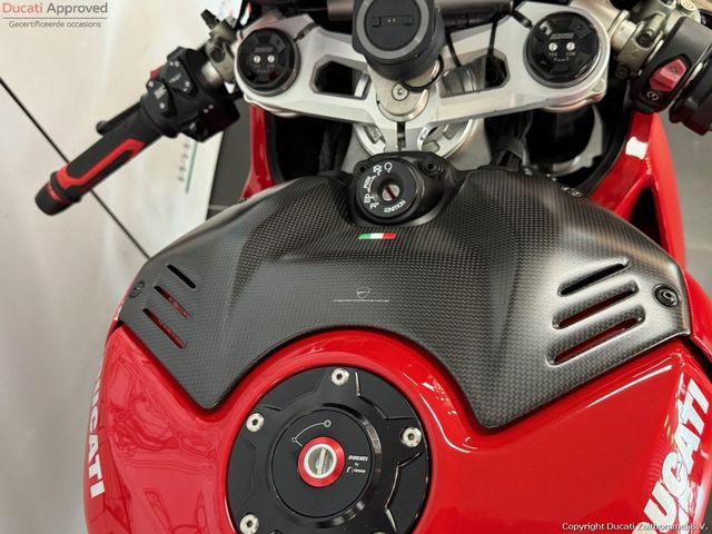 ducati - panigale-v4