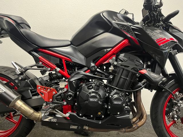 kawasaki - z900