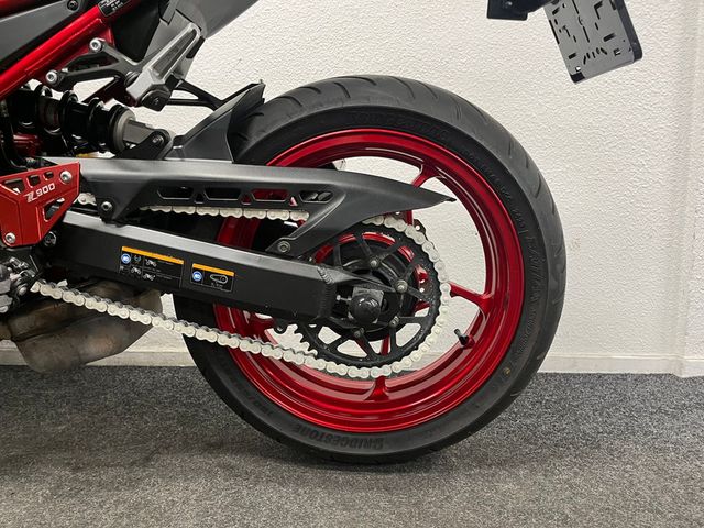 kawasaki - z900