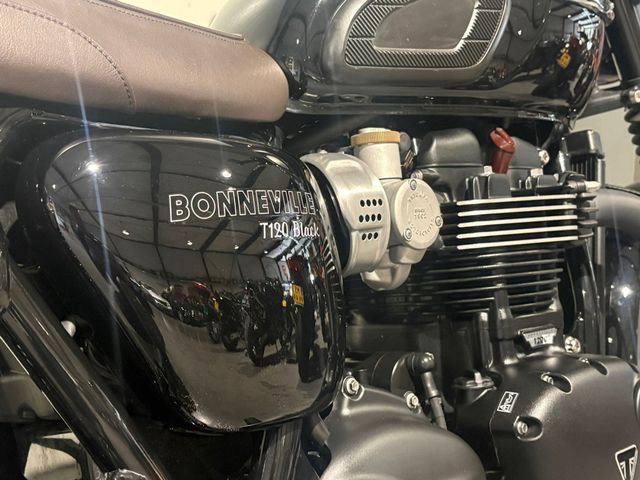 triumph - bonneville-t-120-black