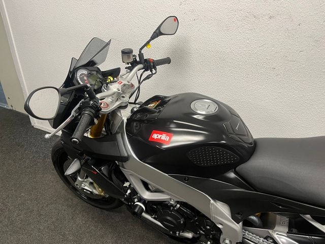 aprilia - tuono-v4