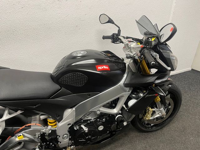 aprilia - tuono-v4