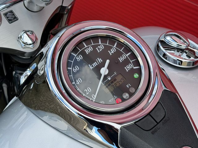 suzuki - vl-800-volusia