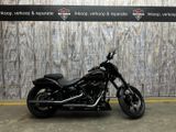 HARLEY-DAVIDSON BREAKOUT PRO STREET CVO