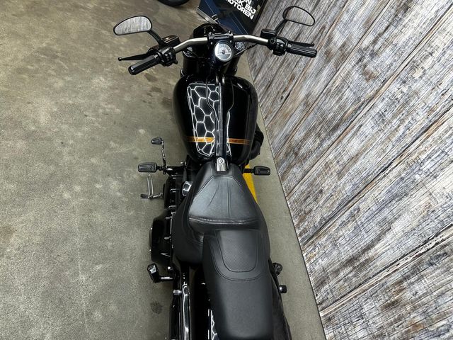 harley-davidson - breakout-pro-street-cvo