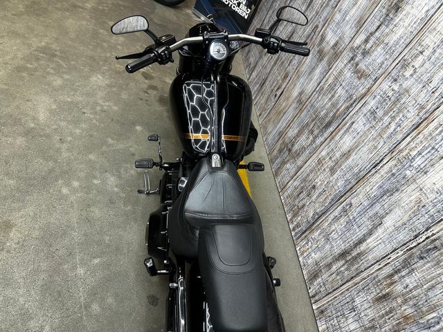 harley-davidson - breakout-pro-street-cvo