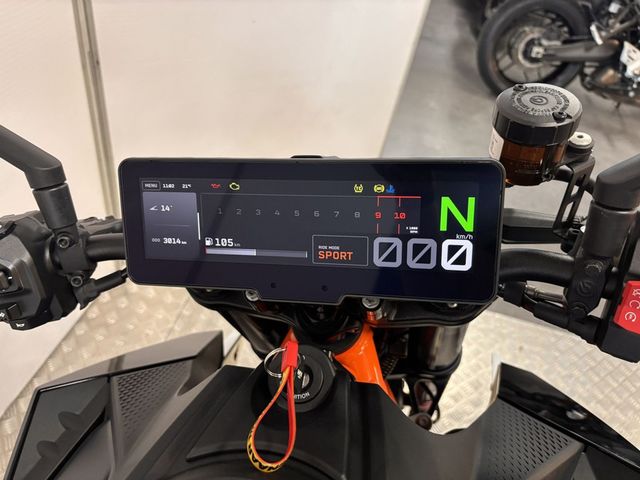 ktm - 990-duke-r