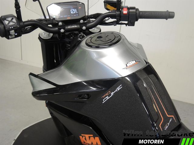 ktm - 790-duke