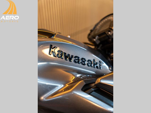 kawasaki - z900