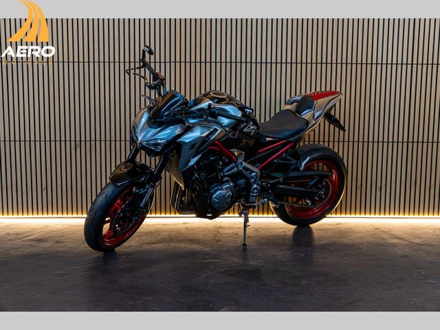 kawasaki - z900