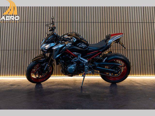 kawasaki - z900