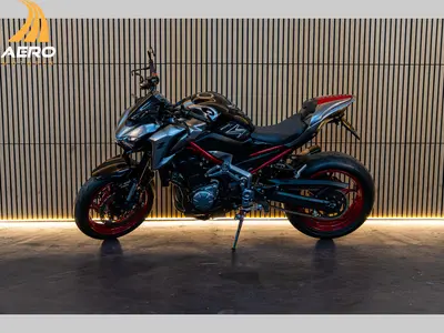 KAWASAKI Z900 – foto 4