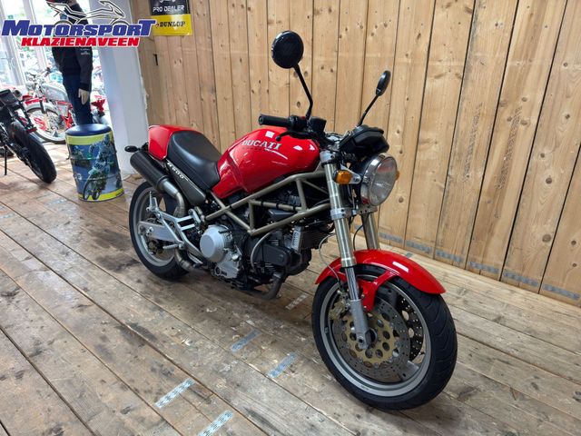 ducati - m-900-monster