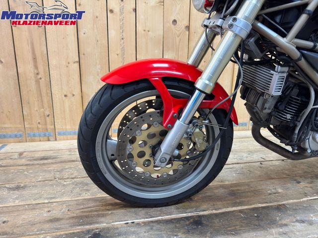 ducati - m-900-monster