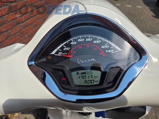 vespa - gts-super-300