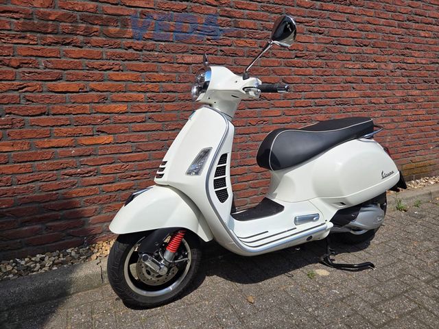 vespa - gts-super-300