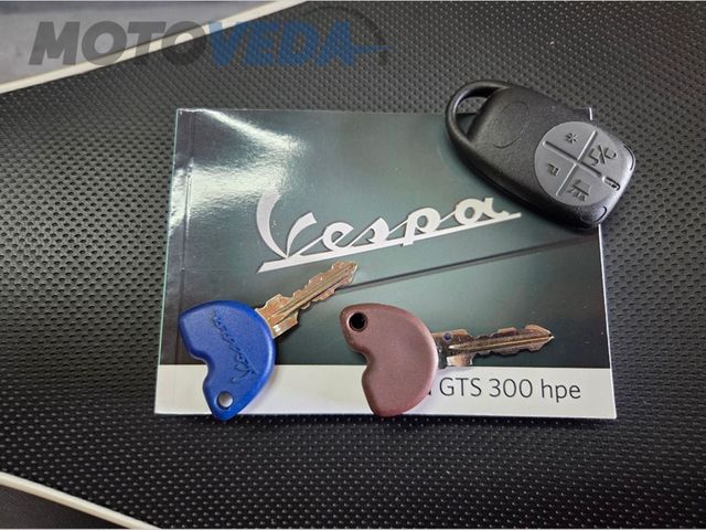 vespa - gts-super-300
