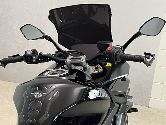 suzuki - gsx-s-1000-gt