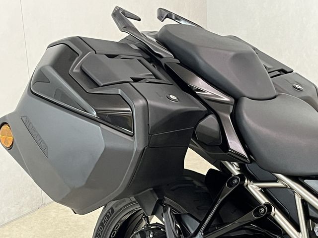 suzuki - gsx-s-1000-gt