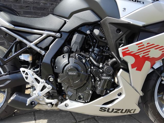 suzuki - gsx-8r