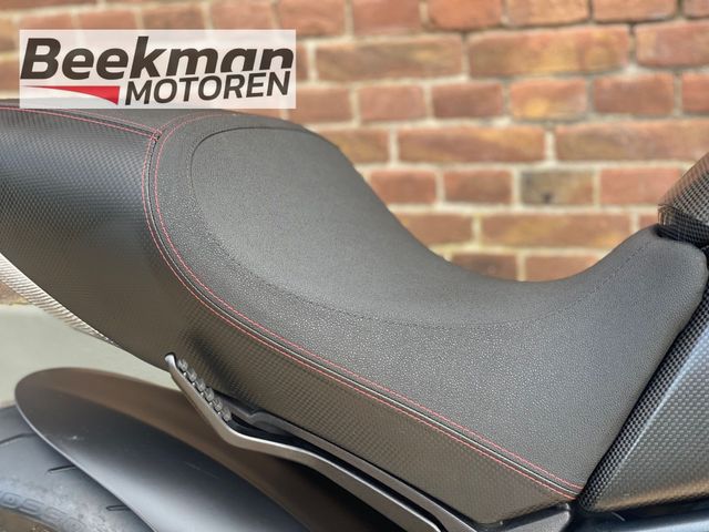 ducati - diavel-carbon