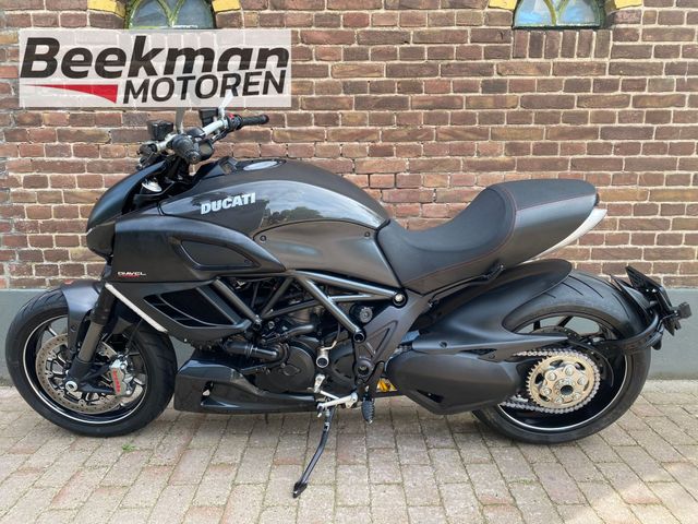 ducati - diavel-carbon