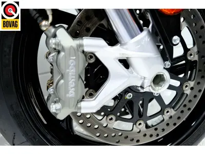 MV AGUSTA BRUTALE 800 – foto 4