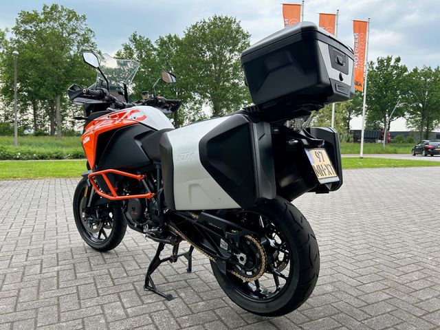 ktm - 1290-super-adventure-s