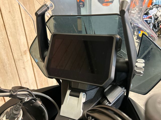 ktm - 1290-super-adventure-s