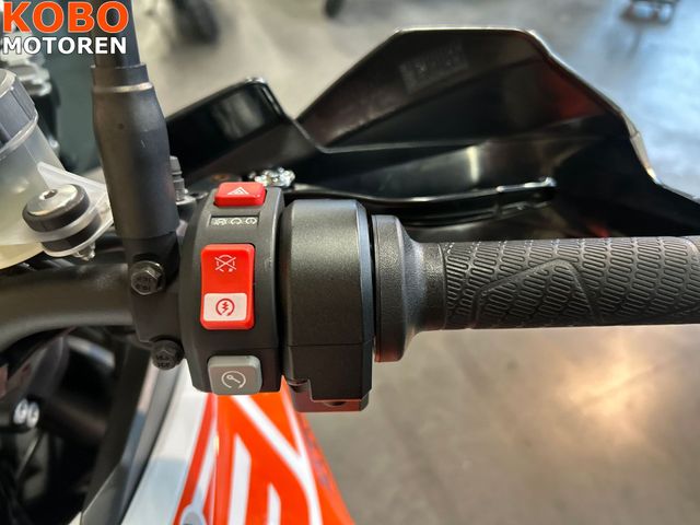 ktm - 1290-super-adventure-s