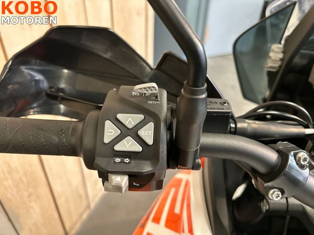 ktm - 1290-super-adventure-s