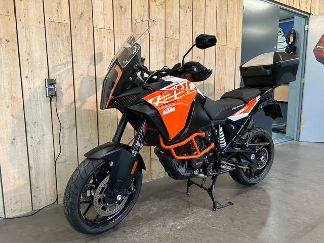 ktm - 1290-super-adventure-s