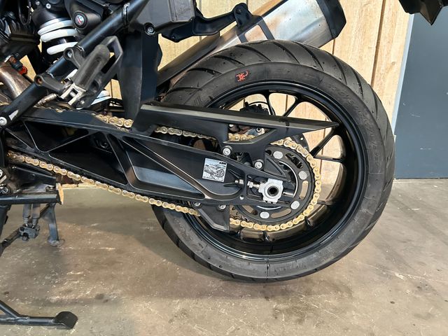 ktm - 1290-super-adventure-s