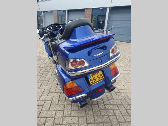 honda - gl-1800-goldwing-abs