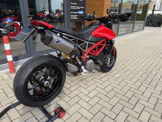 ducati - hypermotard-950