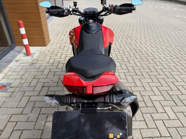 ducati - hypermotard-950