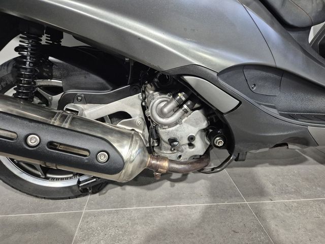 piaggio - mp3-500-lt-business